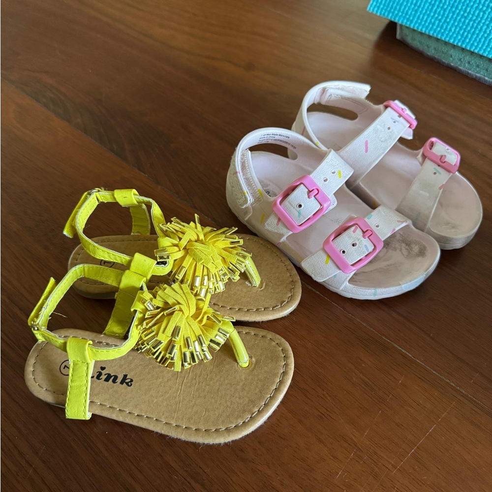 Sandal bundle! Size 7